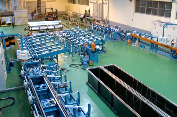 双链式拉拔机主图 双链式拉拔机主图